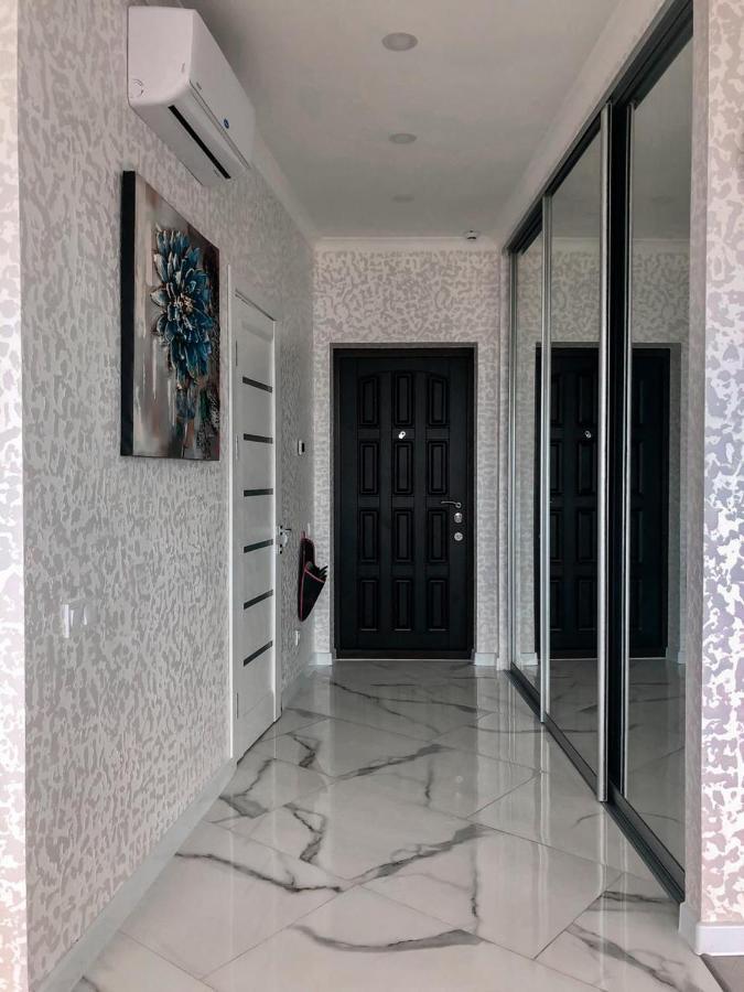 M&P Vip Appartments In Arkadia Odessa Exterior foto