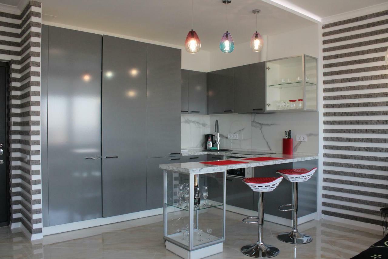 M&P Vip Appartments In Arkadia Odessa Exterior foto