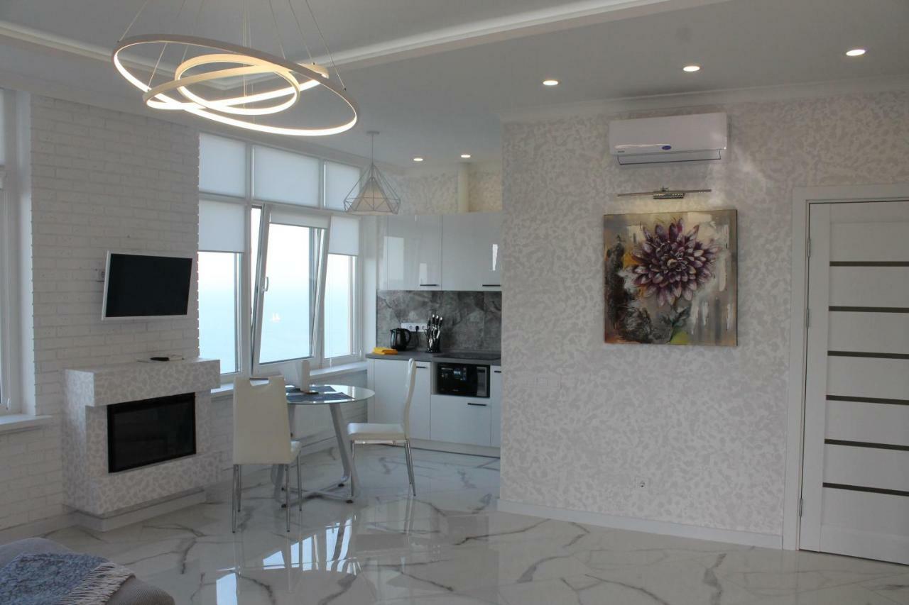 M&P Vip Appartments In Arkadia Odessa Exterior foto
